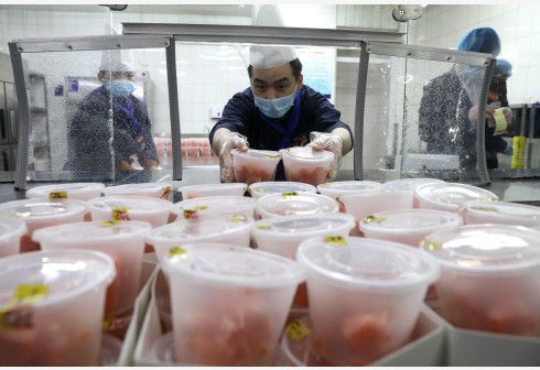 減免增值稅、增發(fā)低息貸、擴大碩士生招生和專升本、新上項目拉動就業(yè)……國務(wù)院密集發(fā)出組合大招