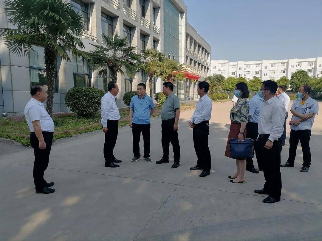 寶雞市政協(xié)來鳳調(diào)研數(shù)控機(jī)床產(chǎn)業(yè)發(fā)展情況 
